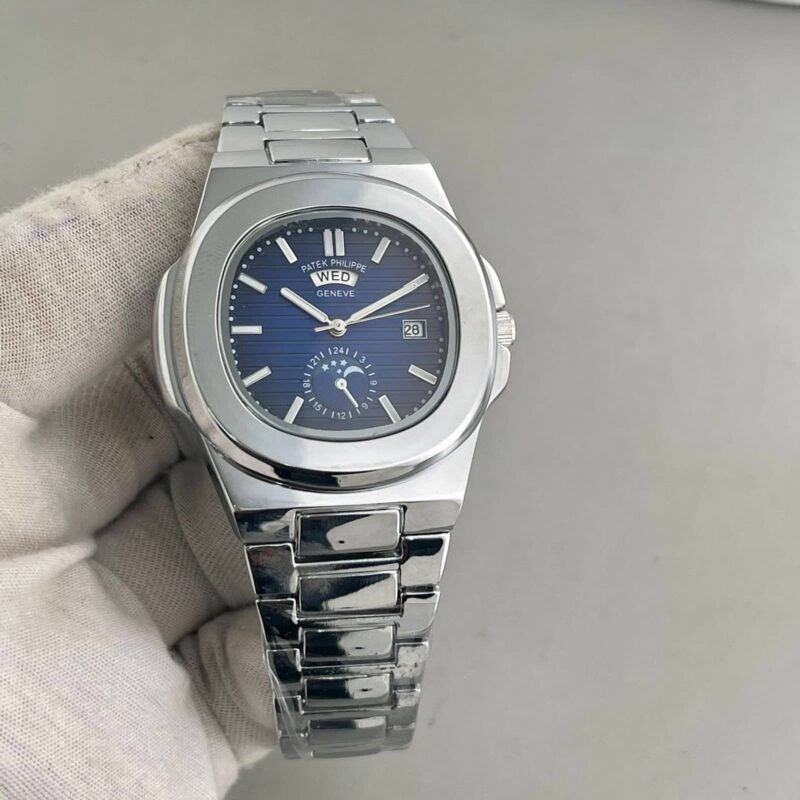 PATEK PHILIPPE Nautilus Perpetual