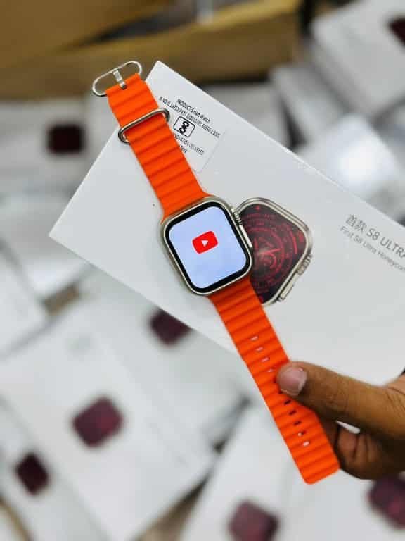 ULTRA 4G WATCH WITH SIM CARD SLOT